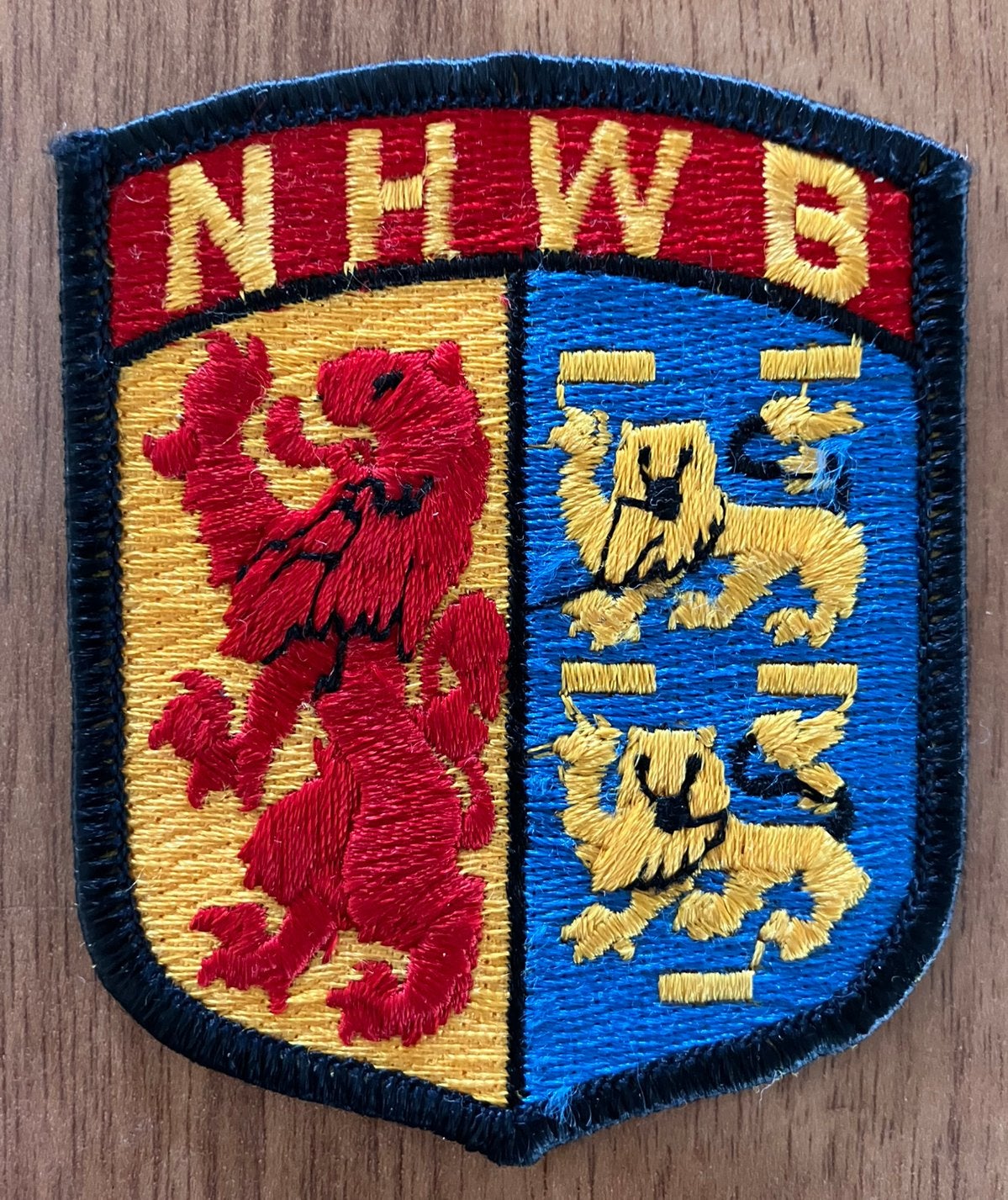 Kleding - patch - applicatie - N.H.W.D., Ophalen of Verzenden, Nieuw, Overige applicaties