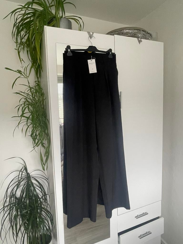 Dames broek, Zwart, Maat 42/44 (L), Nieuw, Ophalen of Verzenden