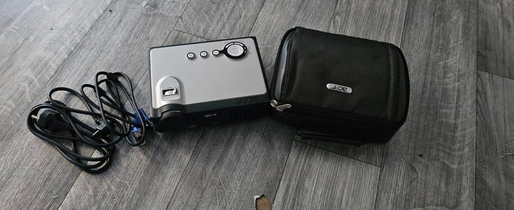 Acer Projector met draagtas en kabels, Audio, Tv en Foto, Beamers, Ophalen of Verzenden, Overige resoluties, Acer, Gebruikt
