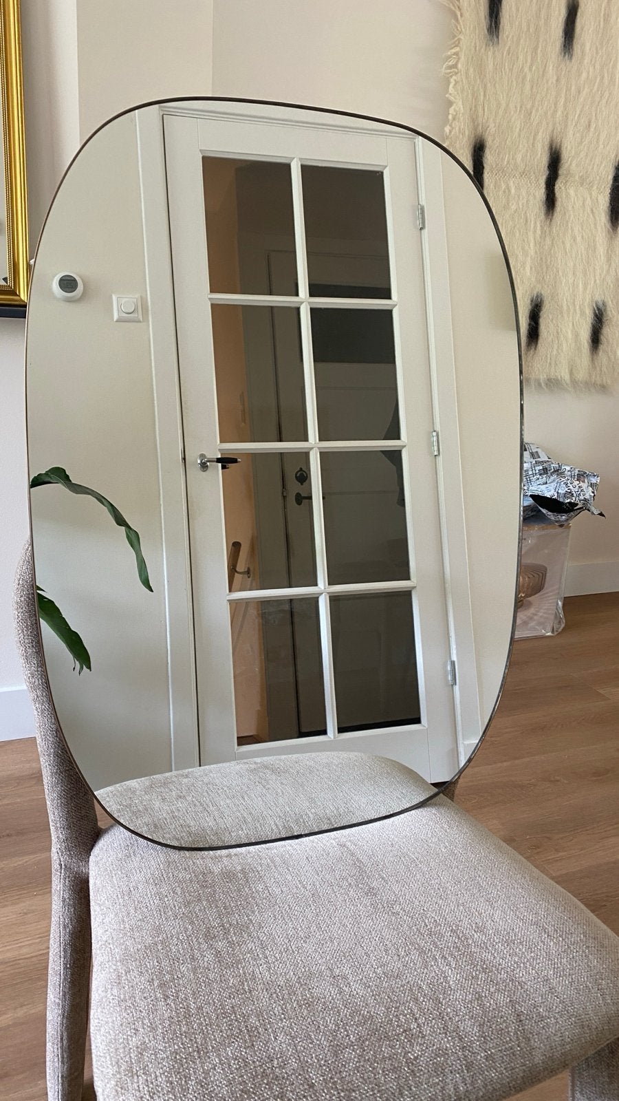 Zara Home spiegel met gouden rand 50x70 cm, Ophalen, Zo goed als nieuw, Minder dan 100 cm, Ovaal