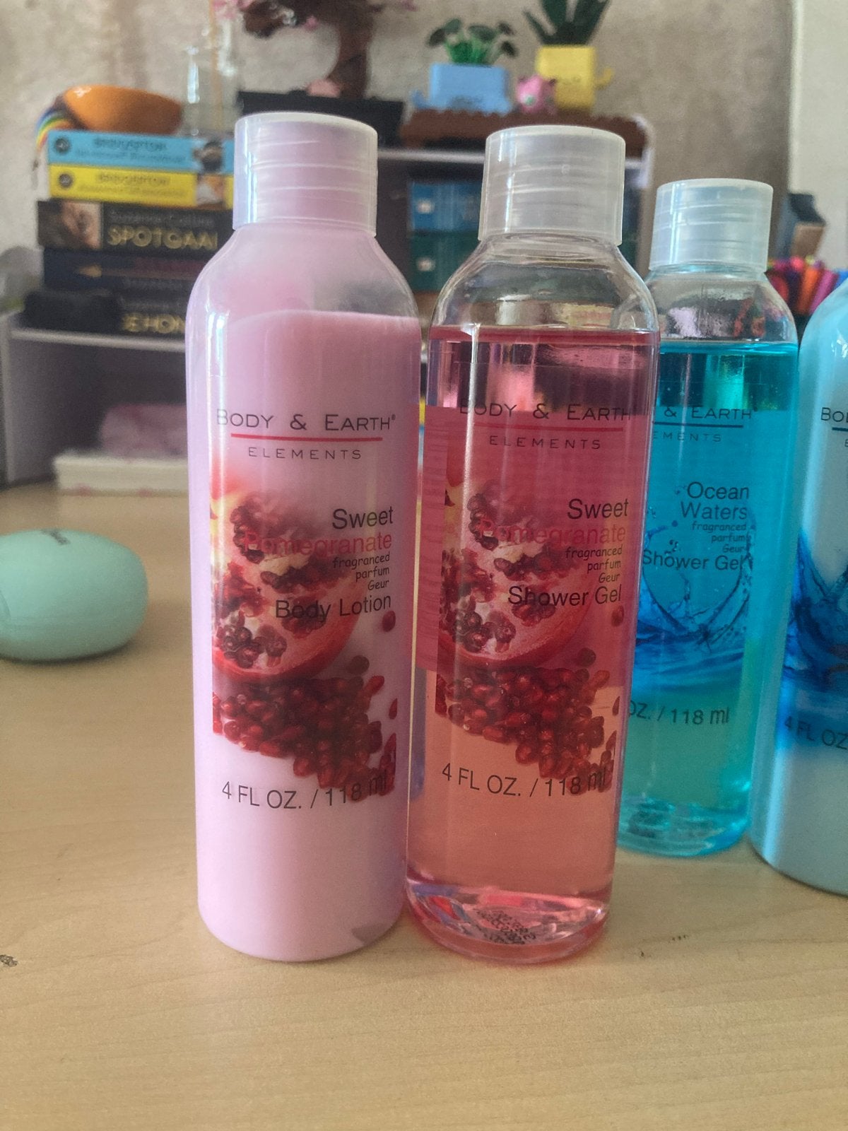 Body & Earth Elements Douchegel & Bodylotion Set, Ophalen, Nieuw, Bad & Douche