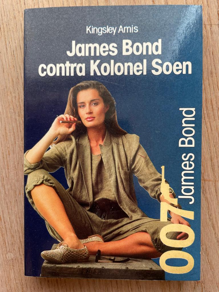 Kingsley Amis - James Bond contra Kolonel Soen 9044911805, Ophalen of Verzenden, Zo goed als nieuw
