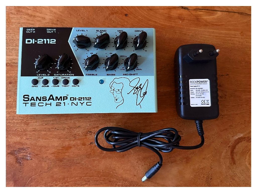 SansAmp DI-2112 Tech 21 Geddy Lee preamp Inclusief Adapter, Ophalen of Verzenden, Zo goed als nieuw, Overige typen