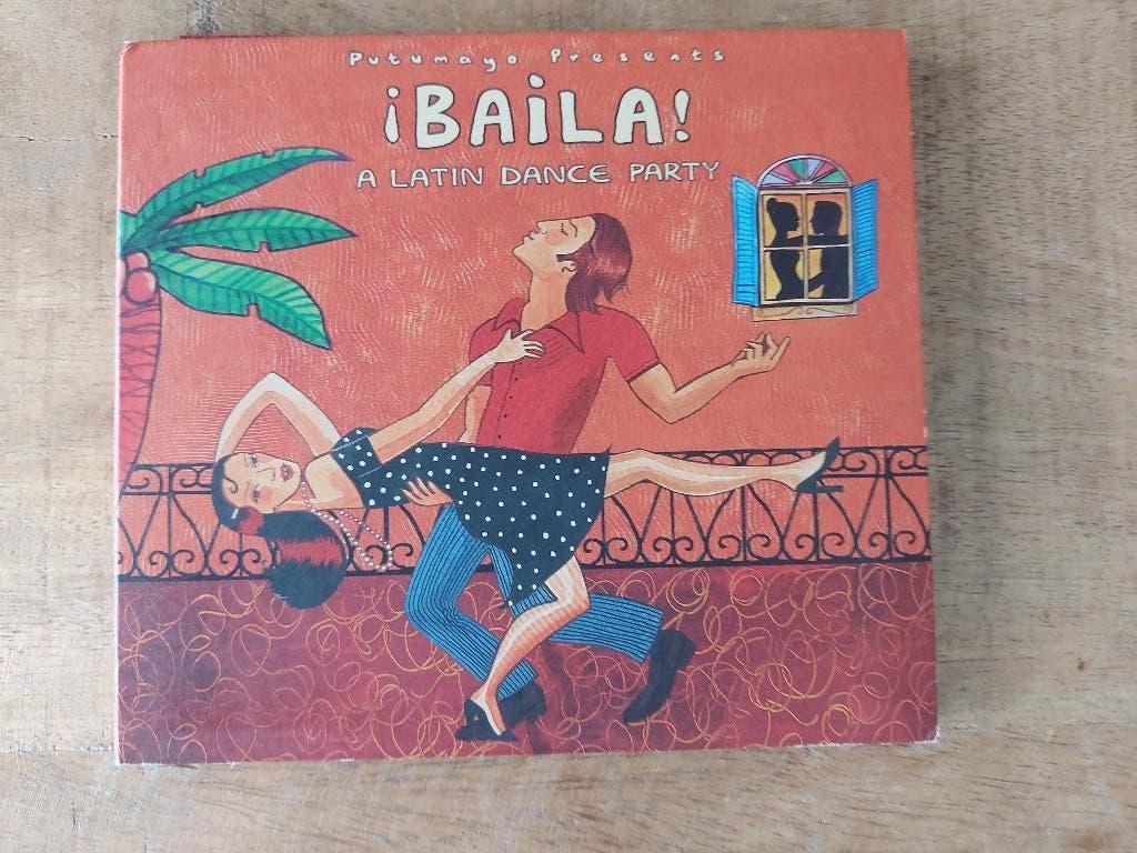 CD Putumayo Presents  ¡Baila! - A Latin Dance Party, Ophalen of Verzenden, Zo goed als nieuw