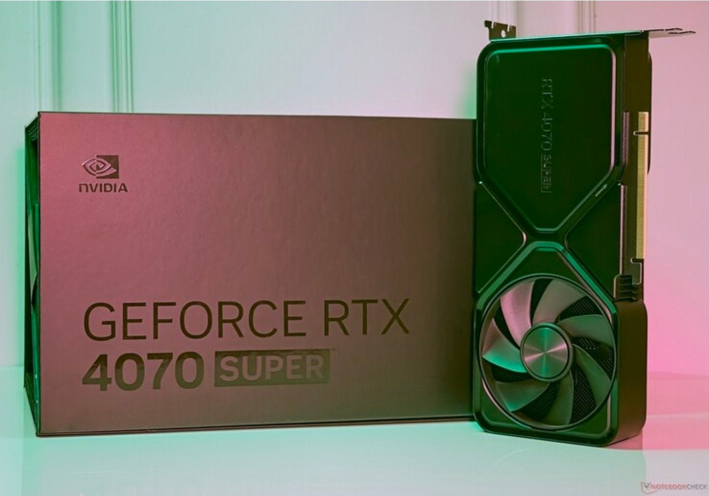 Nvidia GeForce RTX 4070 Super Founders Edition, GDDR6, PCI-Express 4, Ophalen of Verzenden, Zo goed als nieuw