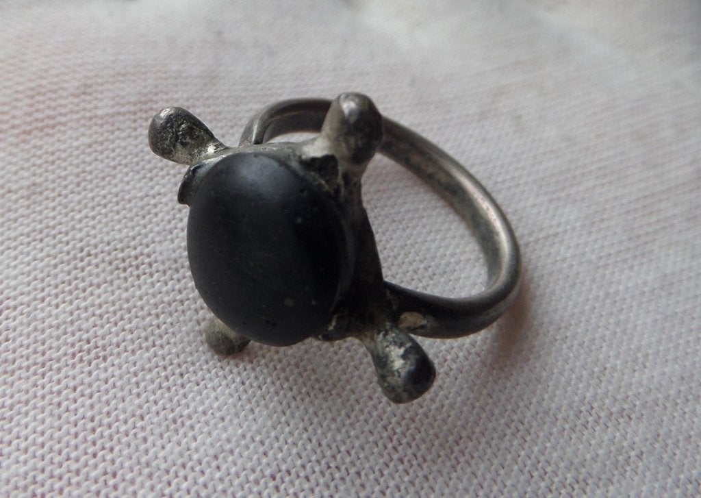 Bodemvondst Vroeg Middeleeuws Saksische zilveren ring, Ophalen of Verzenden, Zilver