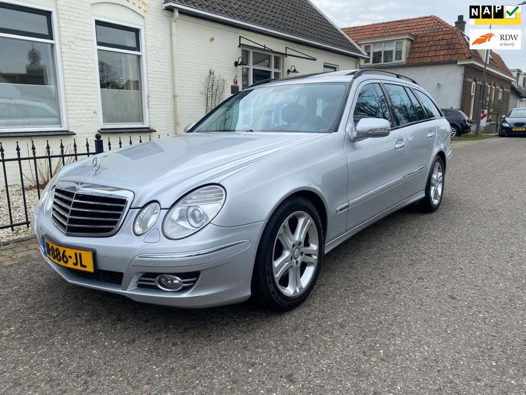 Mercedes-Benz E-klasse Estate 200 Kompressor Avantgarde Aut5, Auto's, Automaat, Achterwielaandrijving, Gebruikt, Zwart