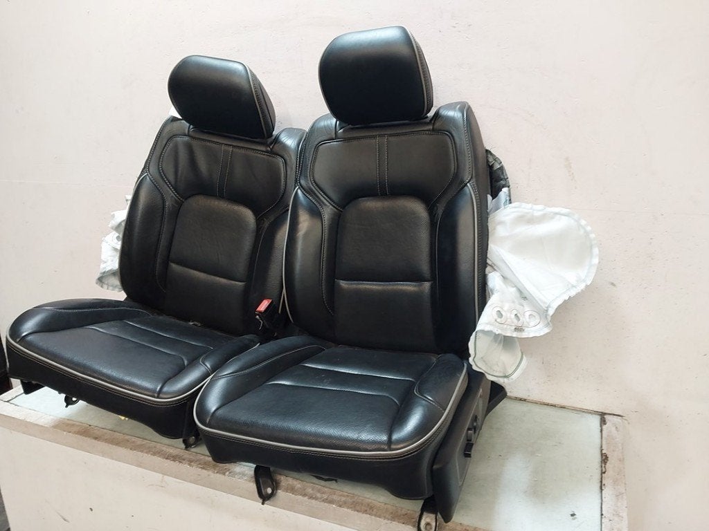 Interieur RAM 1500 Crew Cab (DS) (2018-12/..), Stellantis N.V., Gebruikt, Webaccessibility@stellantis.com, Taurusavenue 1, Hoofddorp 2132 LS, , Nederland