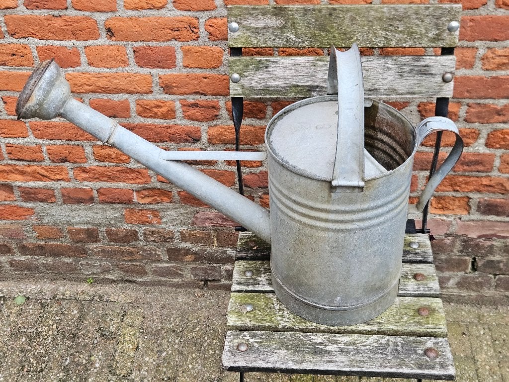 Oude,verweerde zinken Tuingieter nummer 3, Ophalen of Verzenden, Gebruikt, Metaal