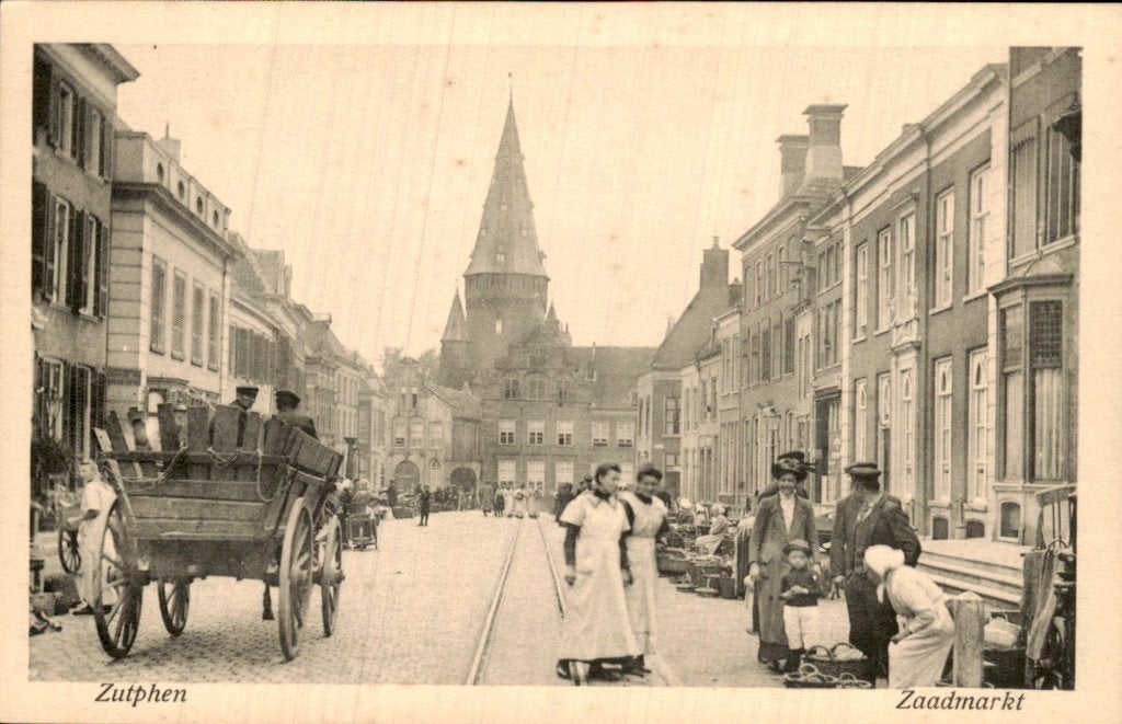 Zutphen - Zaadmarkt - Straatzicht, Verzamelen, Ansichtkaarten | Nederland, Ongelopen, Gelderland, Voor 1920, Ophalen of Verzenden