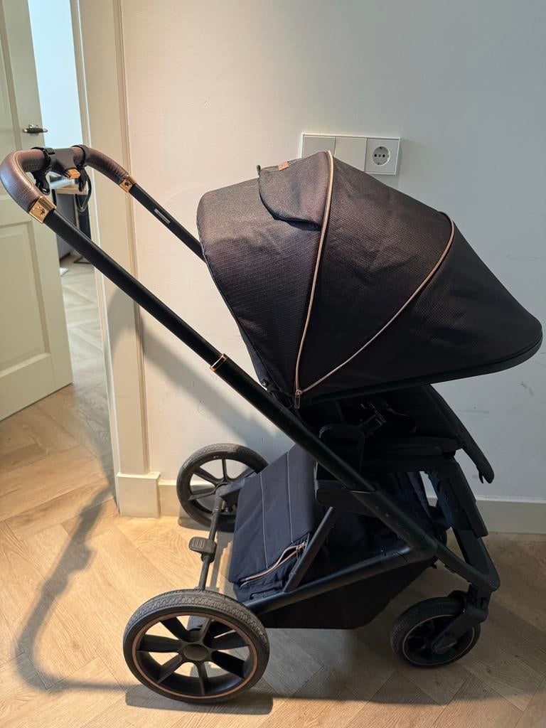 Qute Q rider kinderwagen, Kinderen en Baby's, Kinderwagens en Combinaties, Gebruikt, Verstelbare duwstang, Ophalen, Kinderwagen