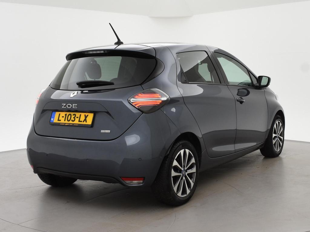 Renault ZOE R135 INTENS 52 kWh ACCU EIGENDOM + APPLE CARPLAY, Auto's, Renault, Gebruikt, Parkeersensor, 180 min, 385 km