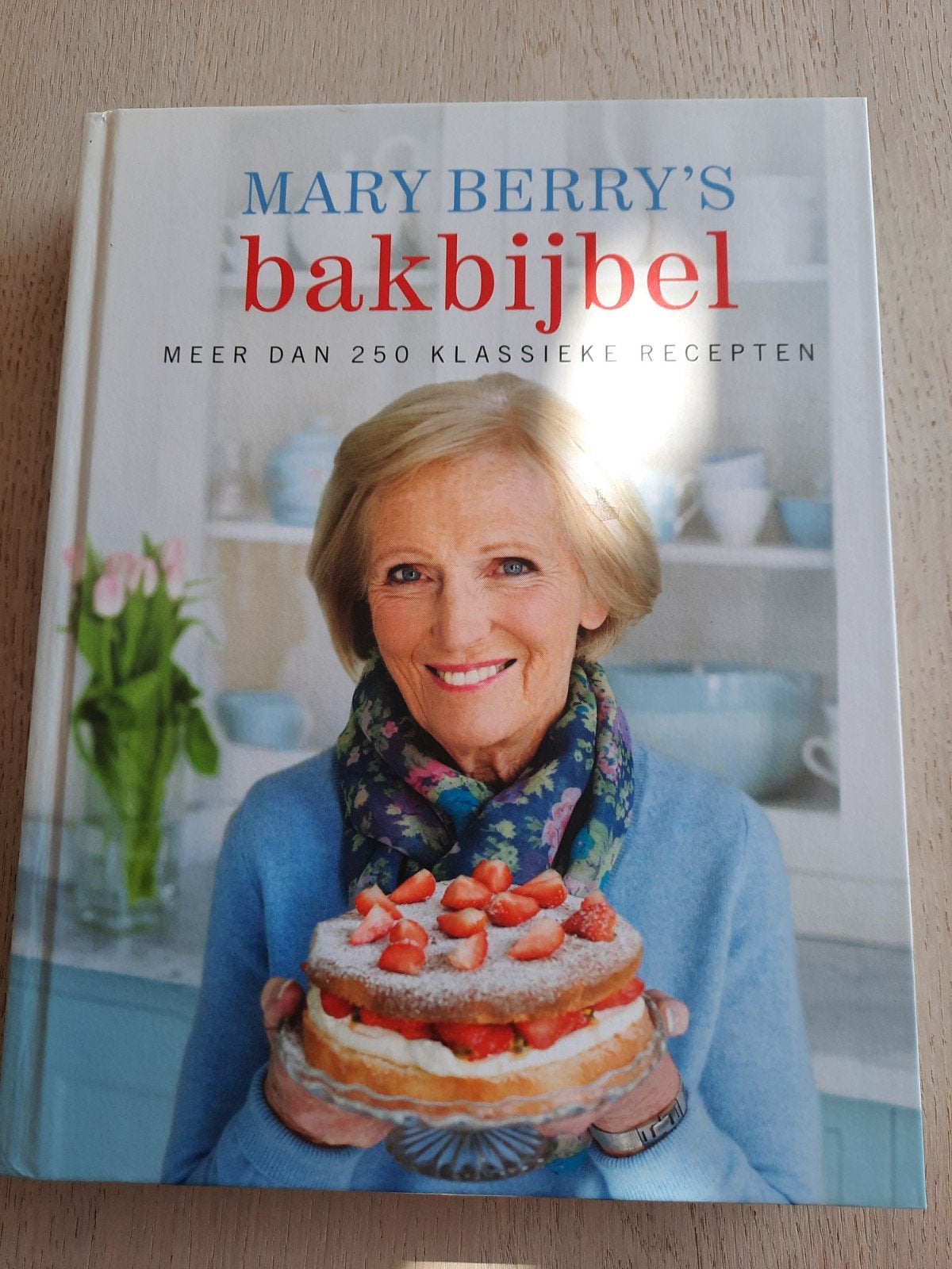MARY BERRY'S BAKBIJBEL - Mary Berry

Hardcover in uitstekend, Boeken, Kookboeken, Ophalen of Verzenden, Zo goed als nieuw