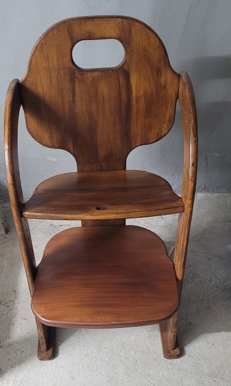 Houten kinderstoel, Kinderen en Baby's, Kinderstoelen, Ophalen, Zo goed als nieuw, Meegroeistoel
