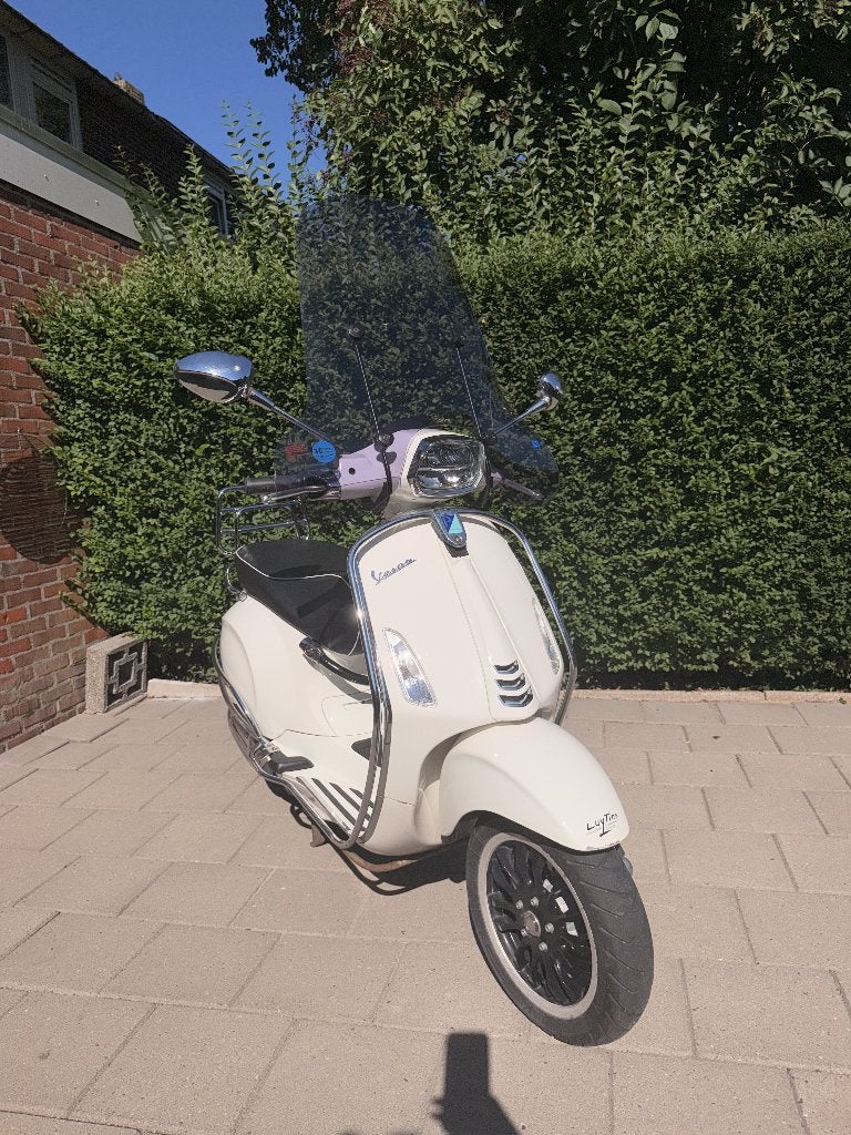 Vespa Sprint 2023 - Bianco 4-takt Piaggio 50cc, Fietsen en Brommers, Scooters | Vespa, Ophalen, Vespa S, Zo goed als nieuw, Benzine