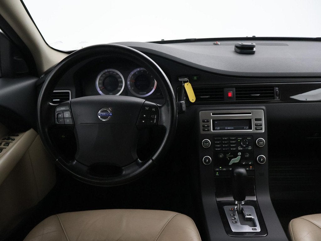 Volvo V70 2.5T 200 PK AUT. STOELVERW. V+A | TREKHAAK | LEDER, Auto's, Volvo, Traction-control, 1574 kg, 2521 cc, 93 €/maand