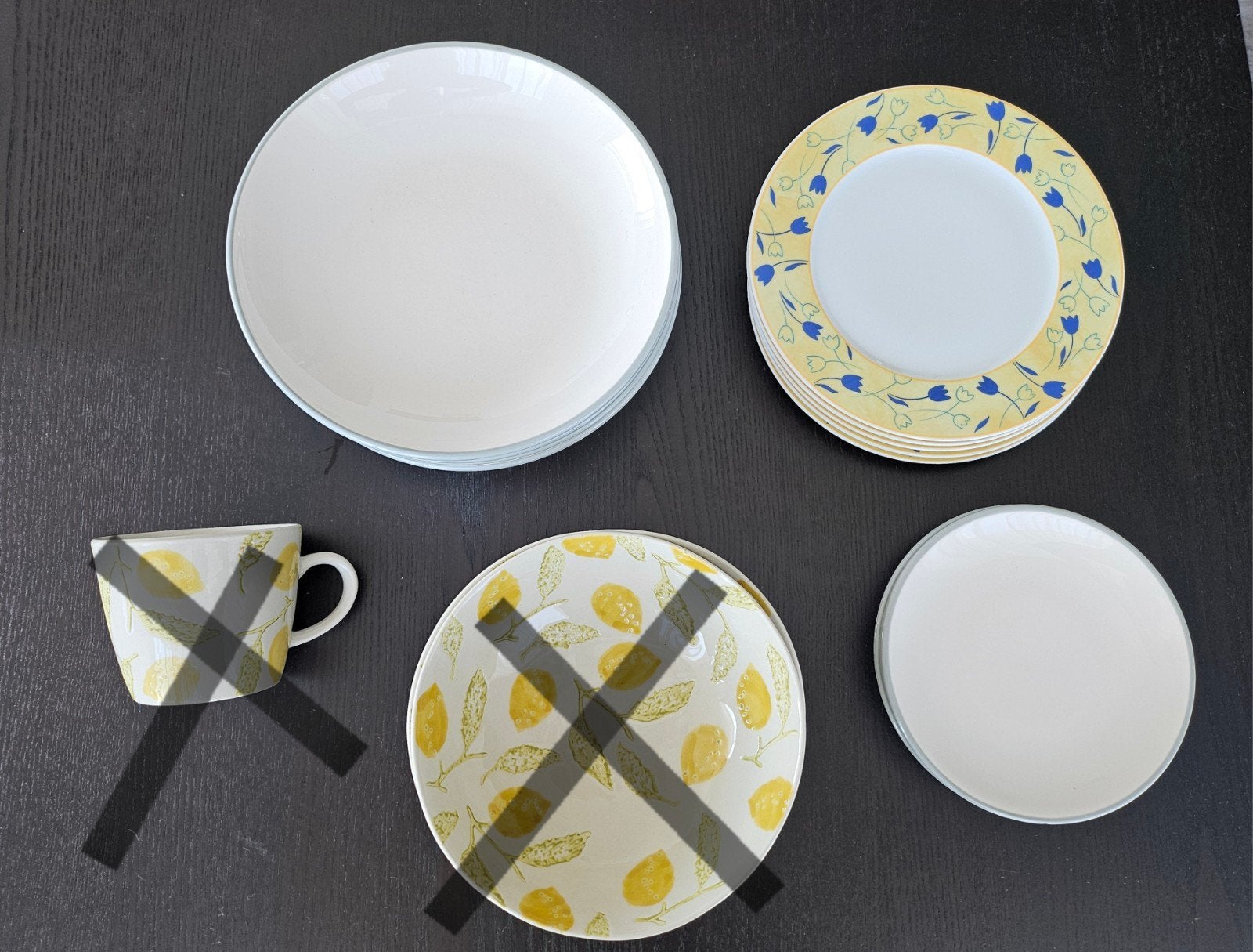 Dille en Kamille crockery and glasses, Ophalen, Porselein, Overige stijlen, Bord(en)