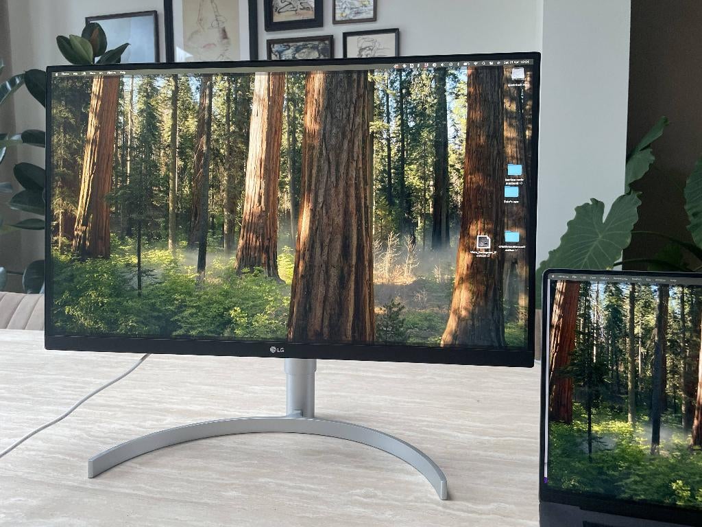 LG 27UL850-W Monitor, Computers en Software, Monitoren, Ophalen, In hoogte verstelbaar, 60 Hz of minder, IPS