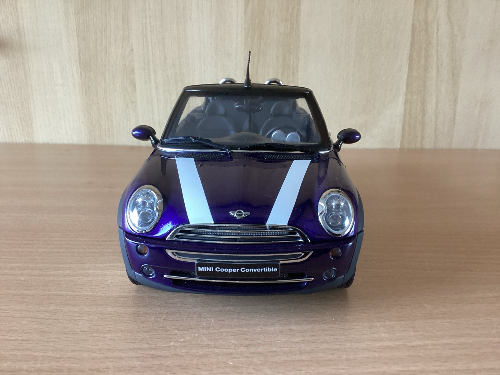 Kyosho Mini Cooper Cabriolet 1:18 Paars - Zo goed als nieuw, Hobby en Vrije tijd, Ophalen of Verzenden, Zo goed als nieuw, Auto