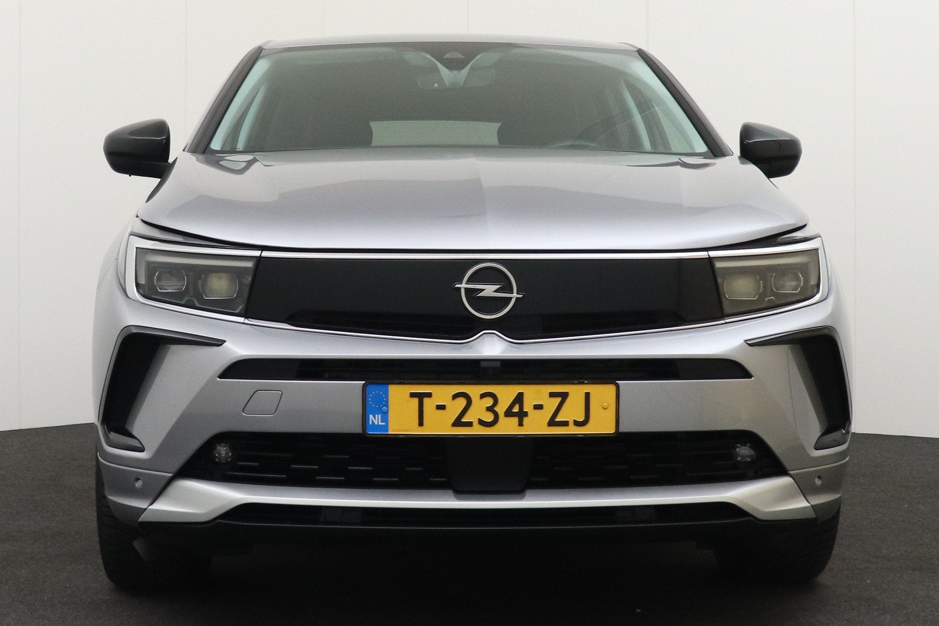 Opel Grandland 1.6T 225 PK Aut. PHEV Business+ H-Leder Sport, Auto's, Dealer onderhouden, Automatische klimaatregeling, 4 cilinders