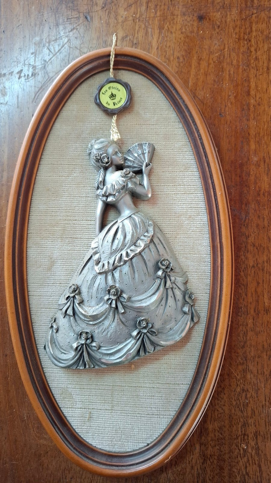Vintage Tinnen Wanddecoratie Dame met Waaiertje, Ophalen of Verzenden