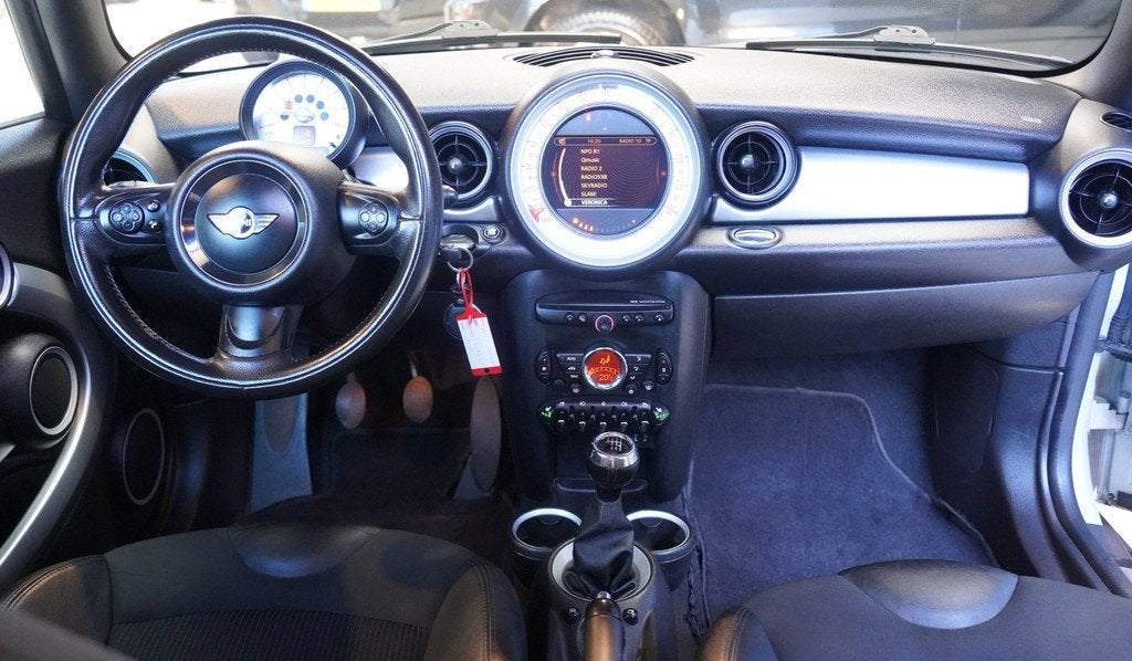 Mini Mini Clubman 1.6 Cooper Hampton | PANO | NAVI | STOELVE, Auto's, Mini, Voorwielaandrijving, Euro 5, 4 cilinders, 4 stoelen