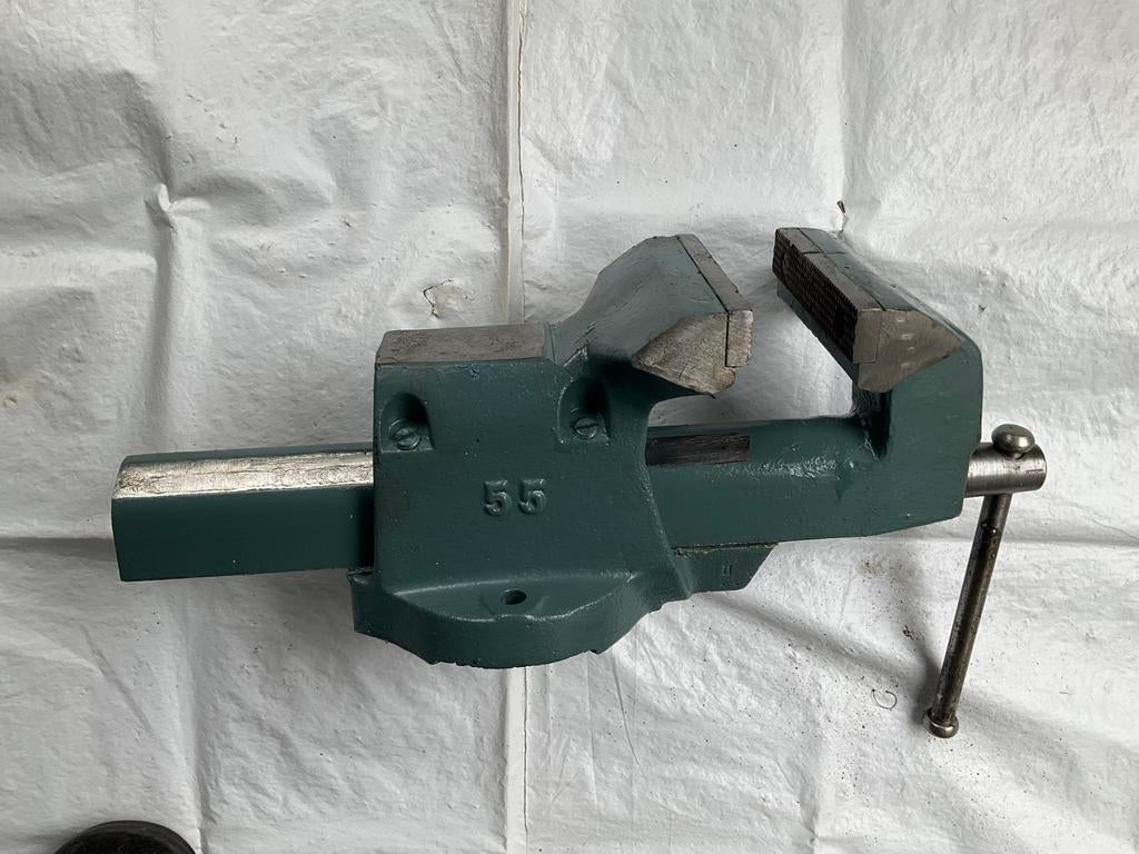 Bankschroef lang 38 cm breedte van de bekken 10 cm, Ophalen of Verzenden, Zo goed als nieuw