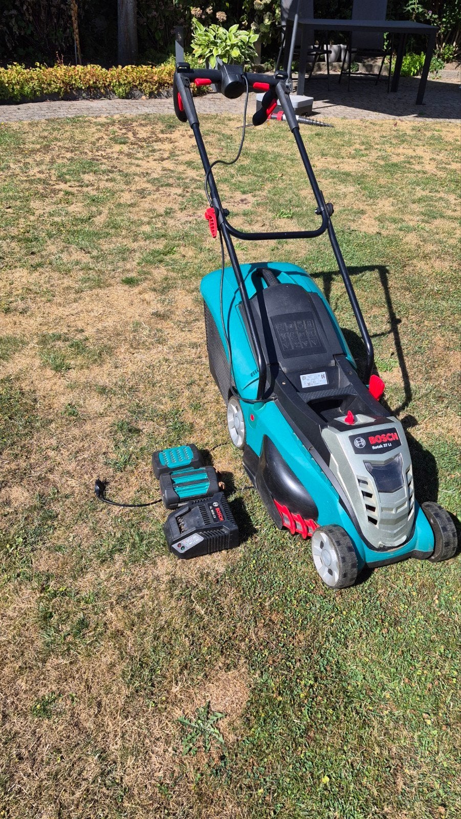 Bosch Rotak 37 Advanced 36 V LI Accu Grasmaaier met 2x Accu, Ophalen, Cirkelmaaier, Gebruikt, Accu-grasmaaier