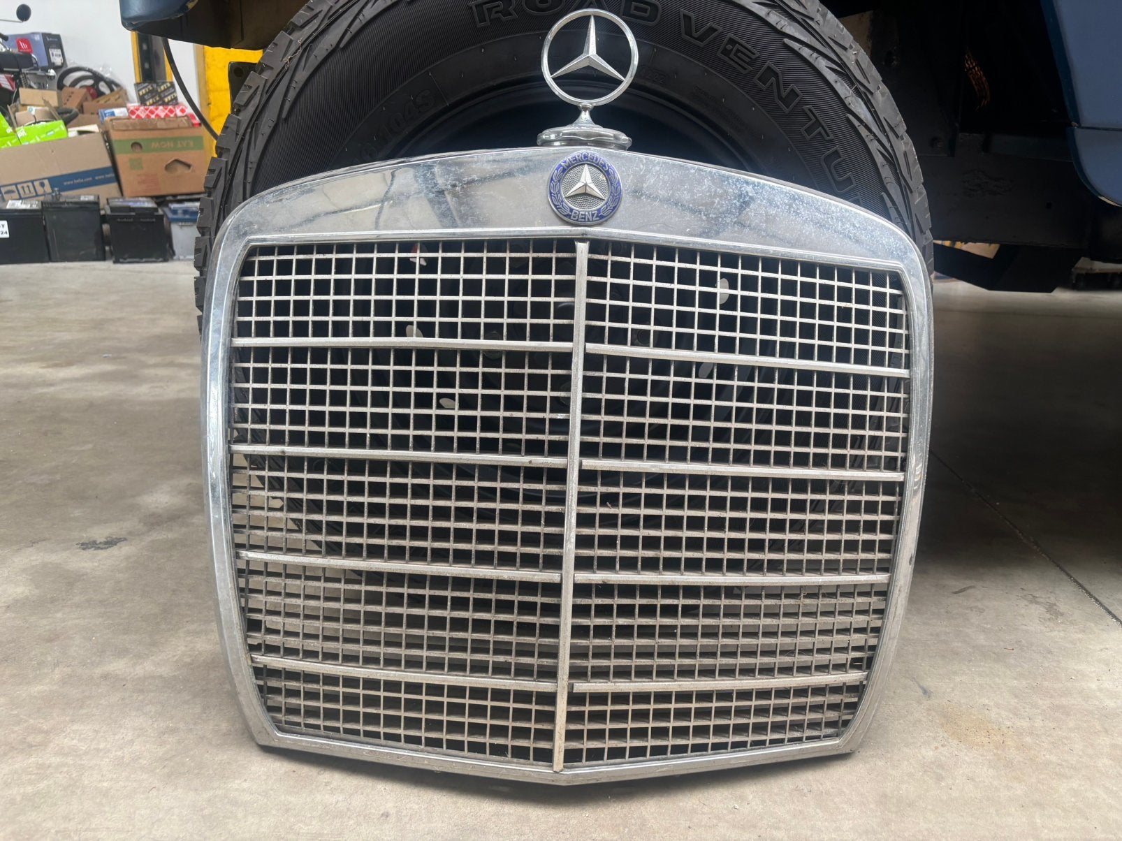 2x Grill Mercedes W108/109, Auto-onderdelen, Carrosserie en Plaatwerk, Ophalen, Gebruikt, Voor, Overige automerken
