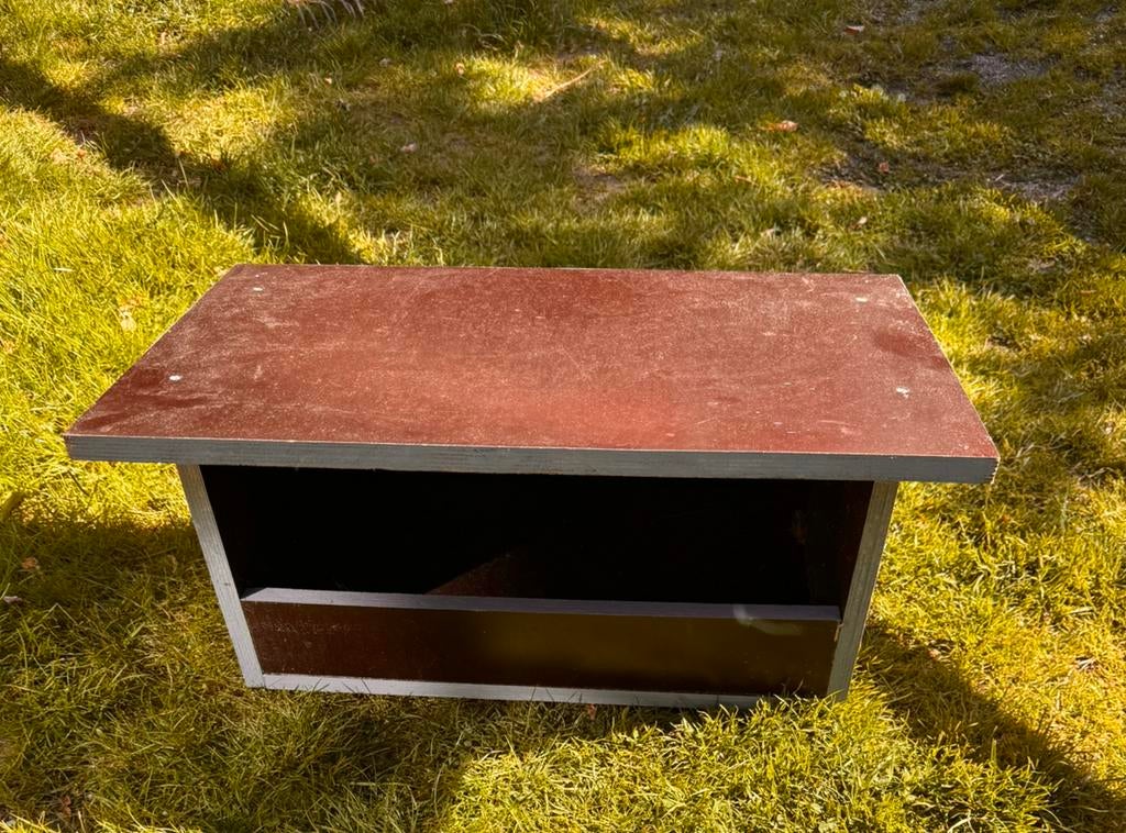 Torenvalk kast betonplex, Ophalen, Zo goed als nieuw, Hout, Broedkooi of Kweekkooi