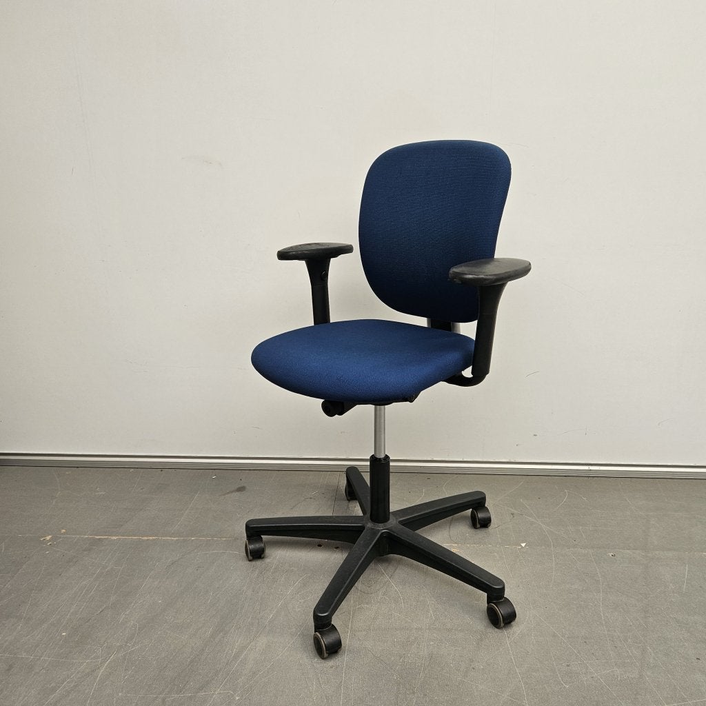 Ahrend 262 bureaustoel - blauwe stof, Niet ingevuld, Gebruikt, Niet ingevuld, Niet ingevuld