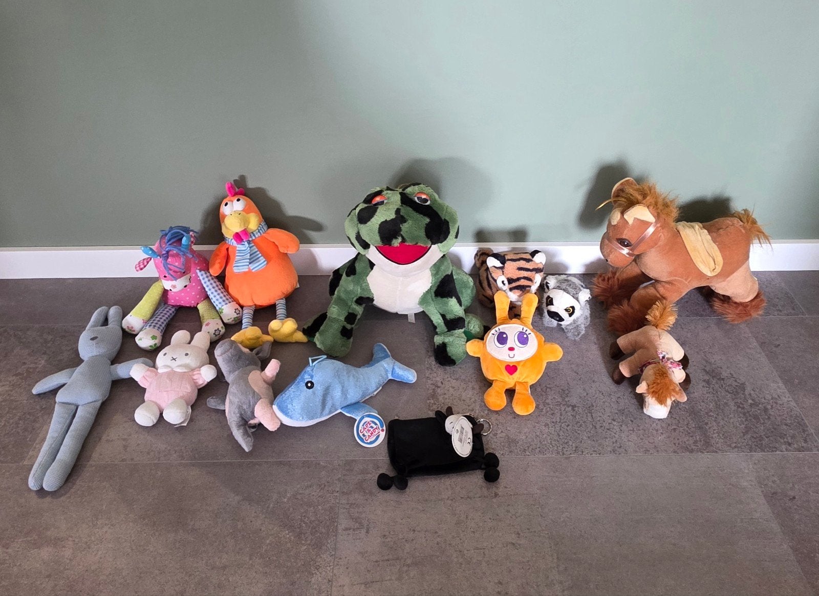 Verschillende pluche knuffels knuffel dieren beesten, Ophalen of Verzenden, Zo goed als nieuw, Konijn