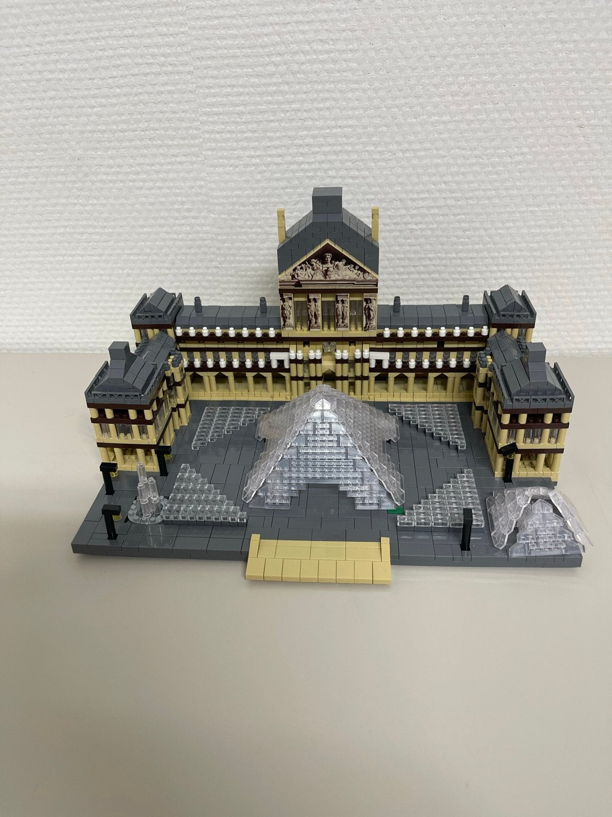 Lego-stijl Louvre Museum Bouwset - Lexi City Building, Ophalen of Verzenden, Zo goed als nieuw, Overige merken