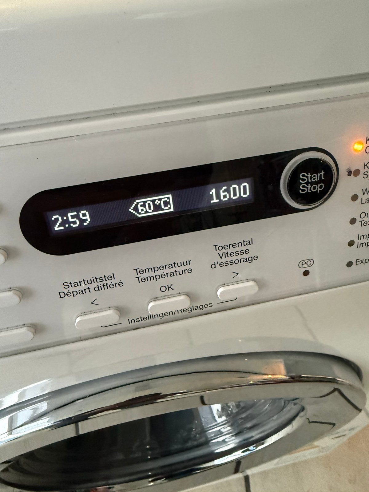 Foto 5 van Miele 8Kilo-1600toeren A+++ energieverbruik in topstaat