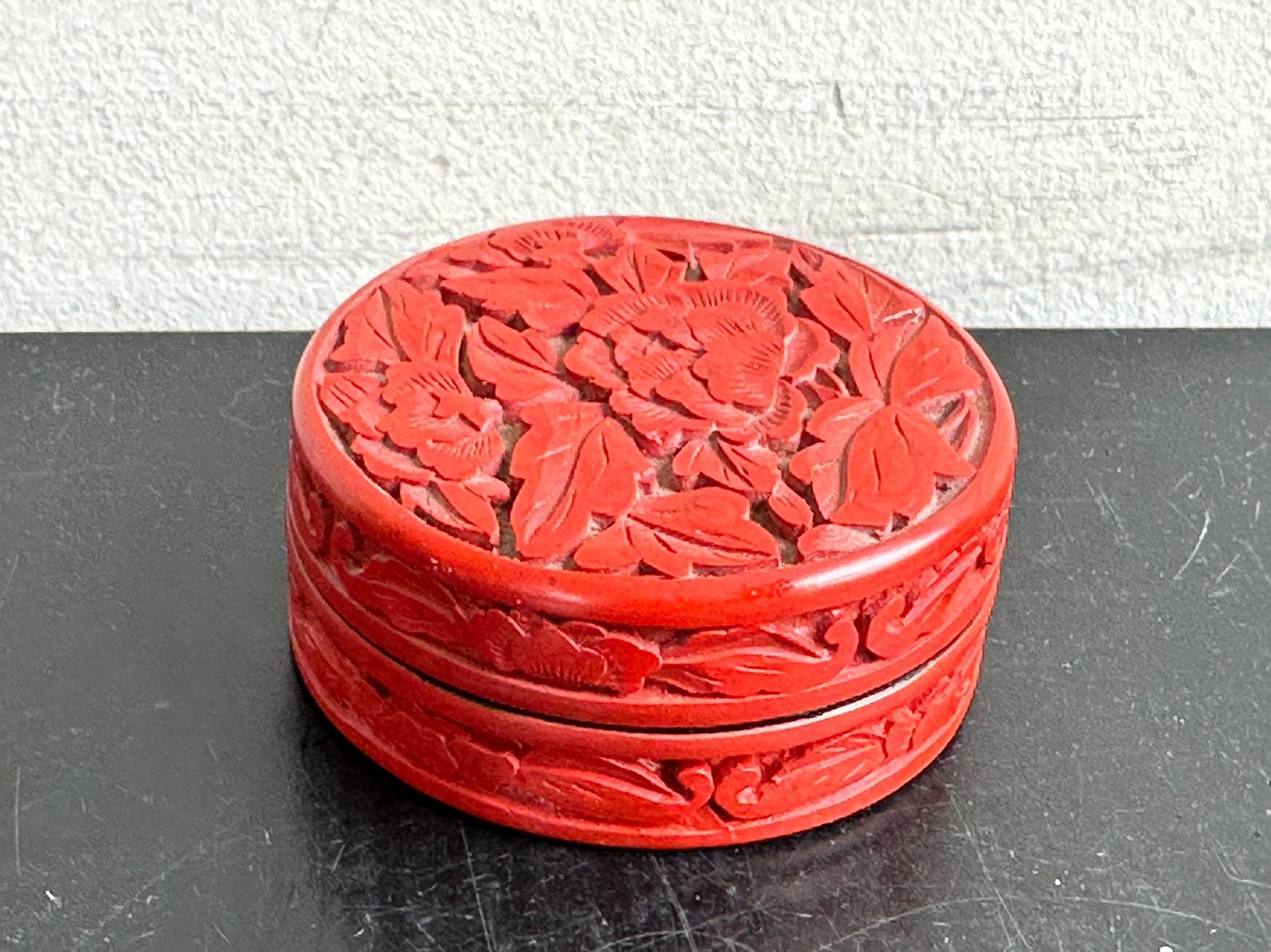 Chinees cinnaber pillen doos box 6 cm, Antiek en Kunst, Curiosa en Brocante, Ophalen of Verzenden