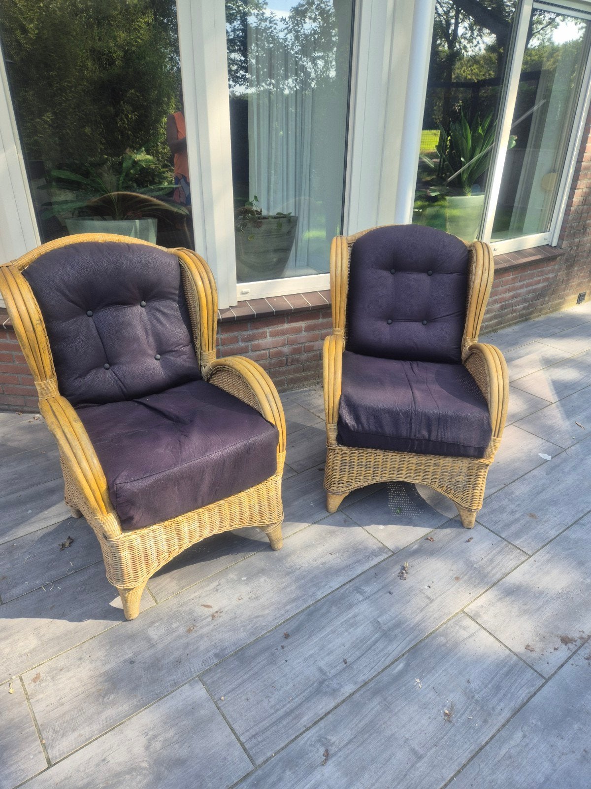 Set van 2 rotan fauteuils met donkere kussens, Huis en Inrichting, Stoelen, Ophalen, Gebruikt, Riet of Rotan, Twee