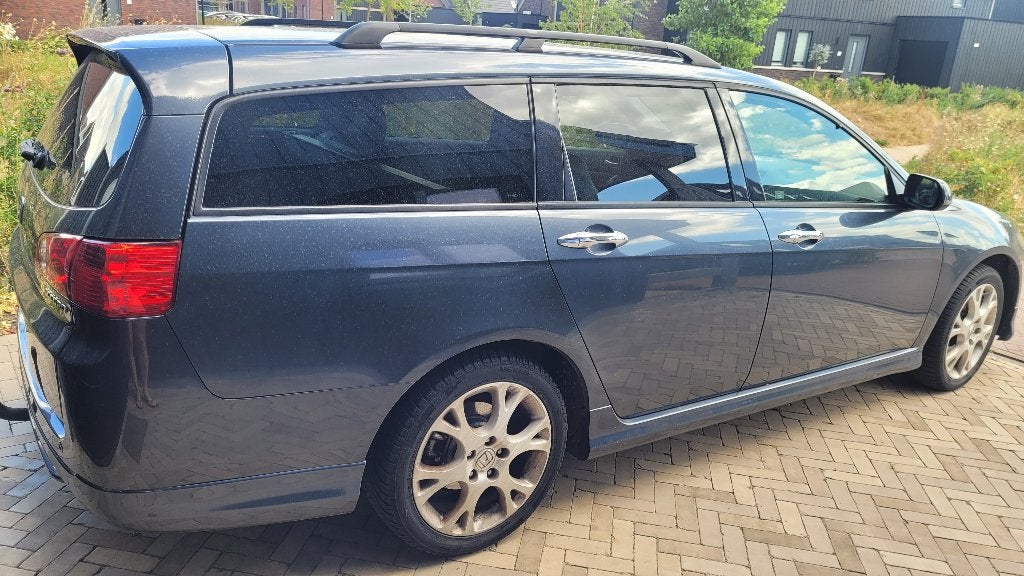 Honda Accord Tourer 2.0 (2005)  Origineel Nederlands, Auto's, Particulier, Accord, Zilver of Grijs, Onderhoudsboekje