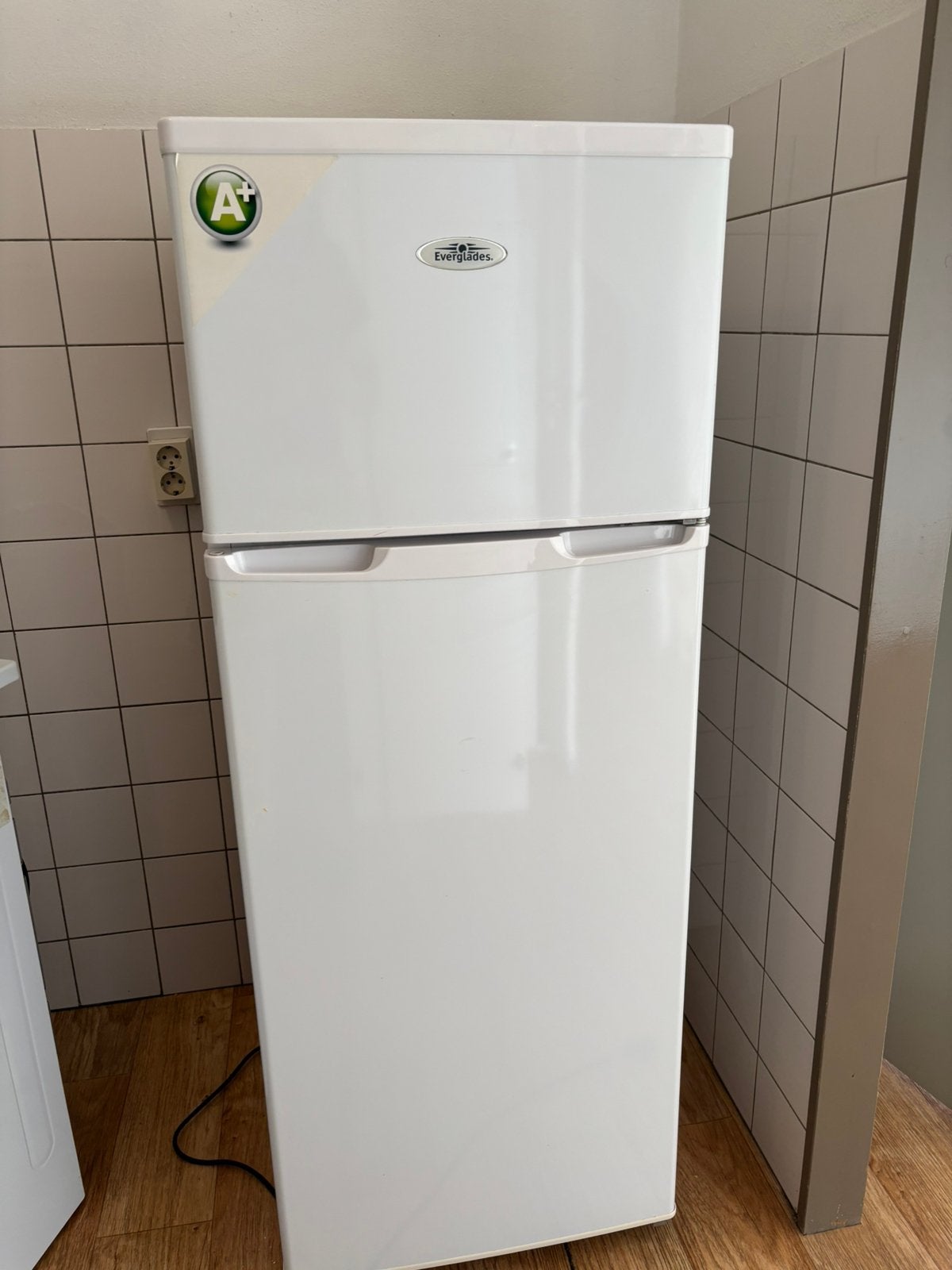 Mooi koelkast met vriesvak te koop, 200 liter of meer, Zo goed als nieuw, Met vriesvak, 160 cm of meer
