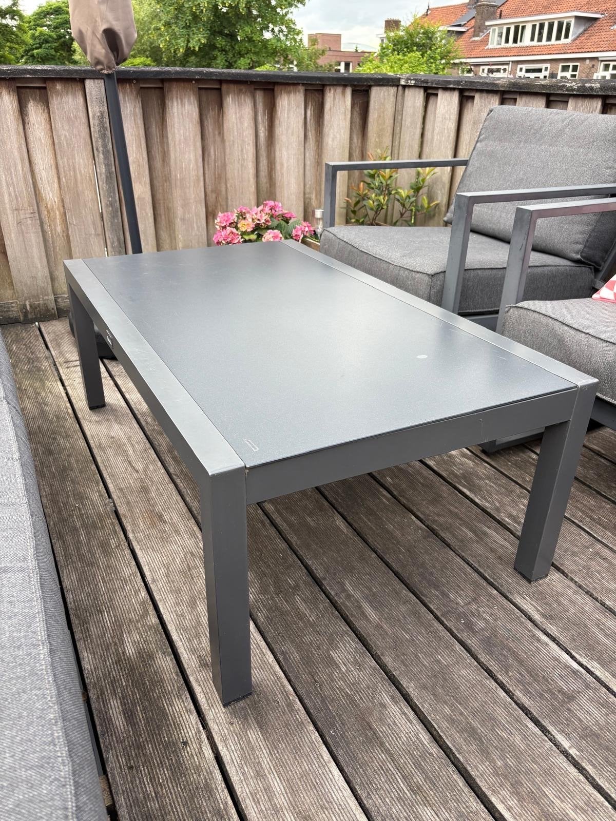Bois Le Duc buiten-/bijzettafel, Ophalen, Zo goed als nieuw, Rechthoekig, Metaal