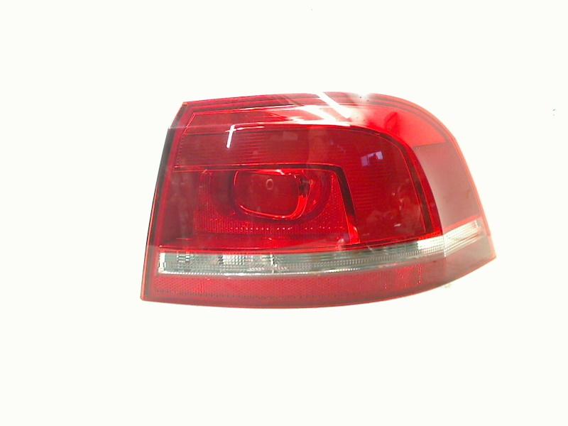 Achterlicht Rechts Volkswagen Passat Variant (365) 3AF945096, Gebruikt, Volkswagen, Volkswagen AG, Kundenbetreuung@volkswagen.de