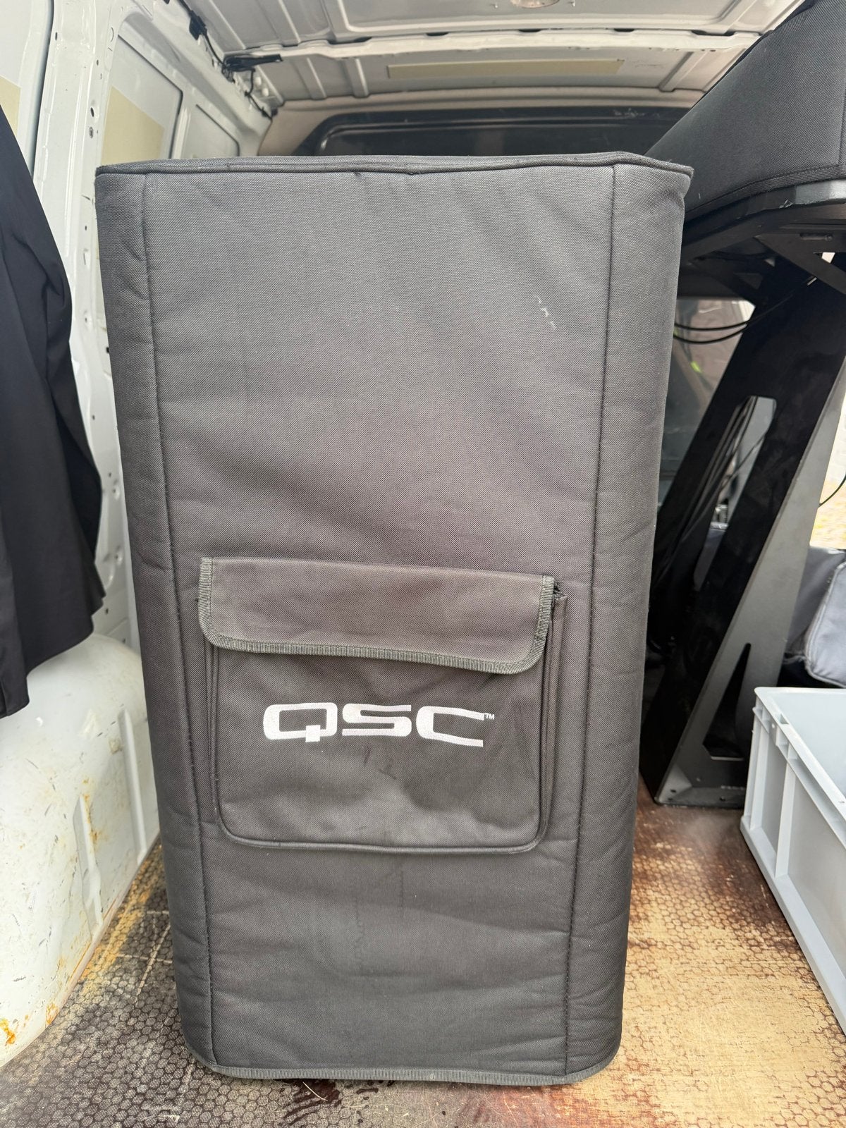 Foto 7 van QSC KW152 actieve luidspreker 1000W 2 stuks