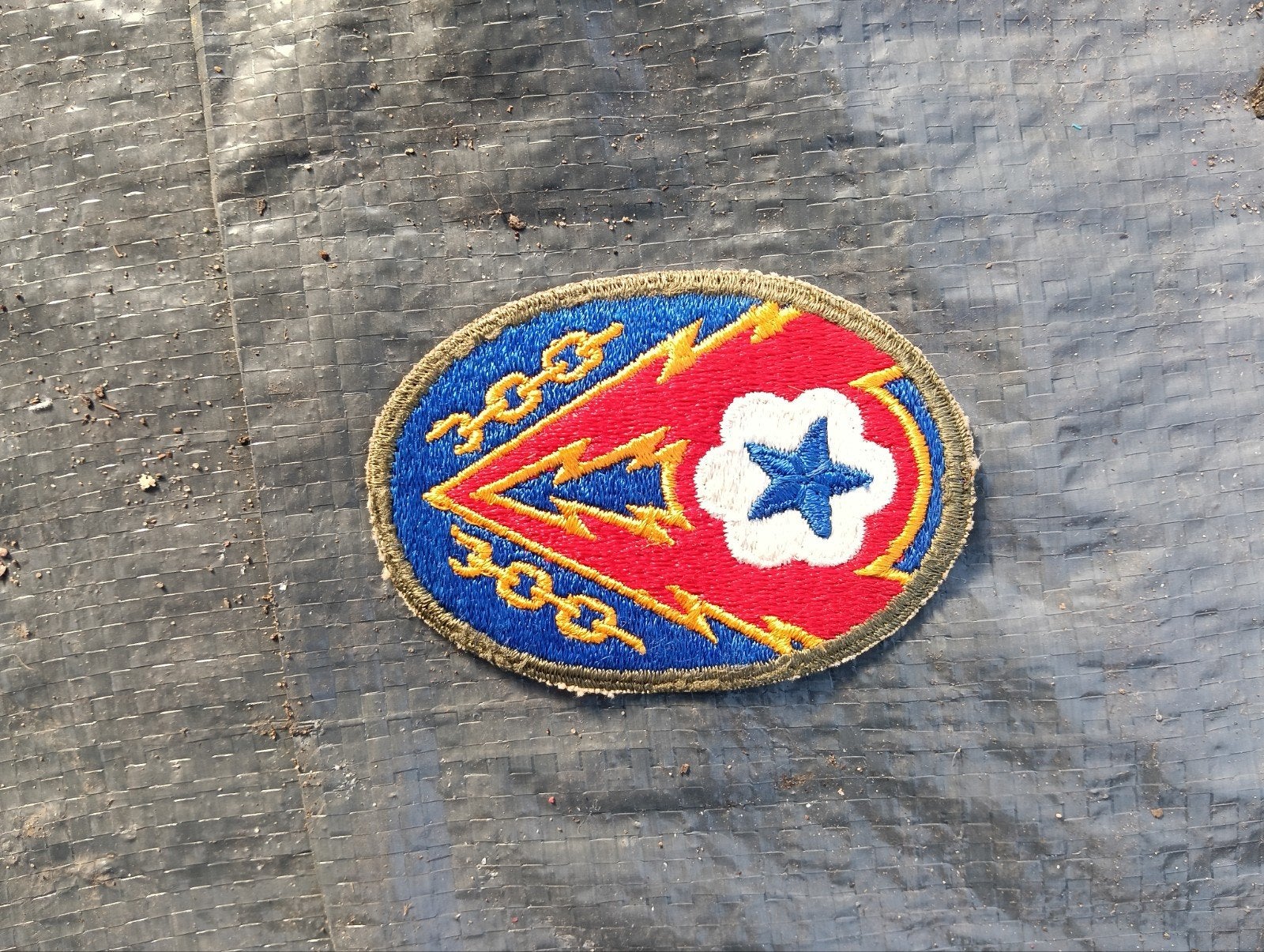 WW2 ORIGINAL Quartermaster embleem, Ophalen of Verzenden, Embleem, Speld of Insigne