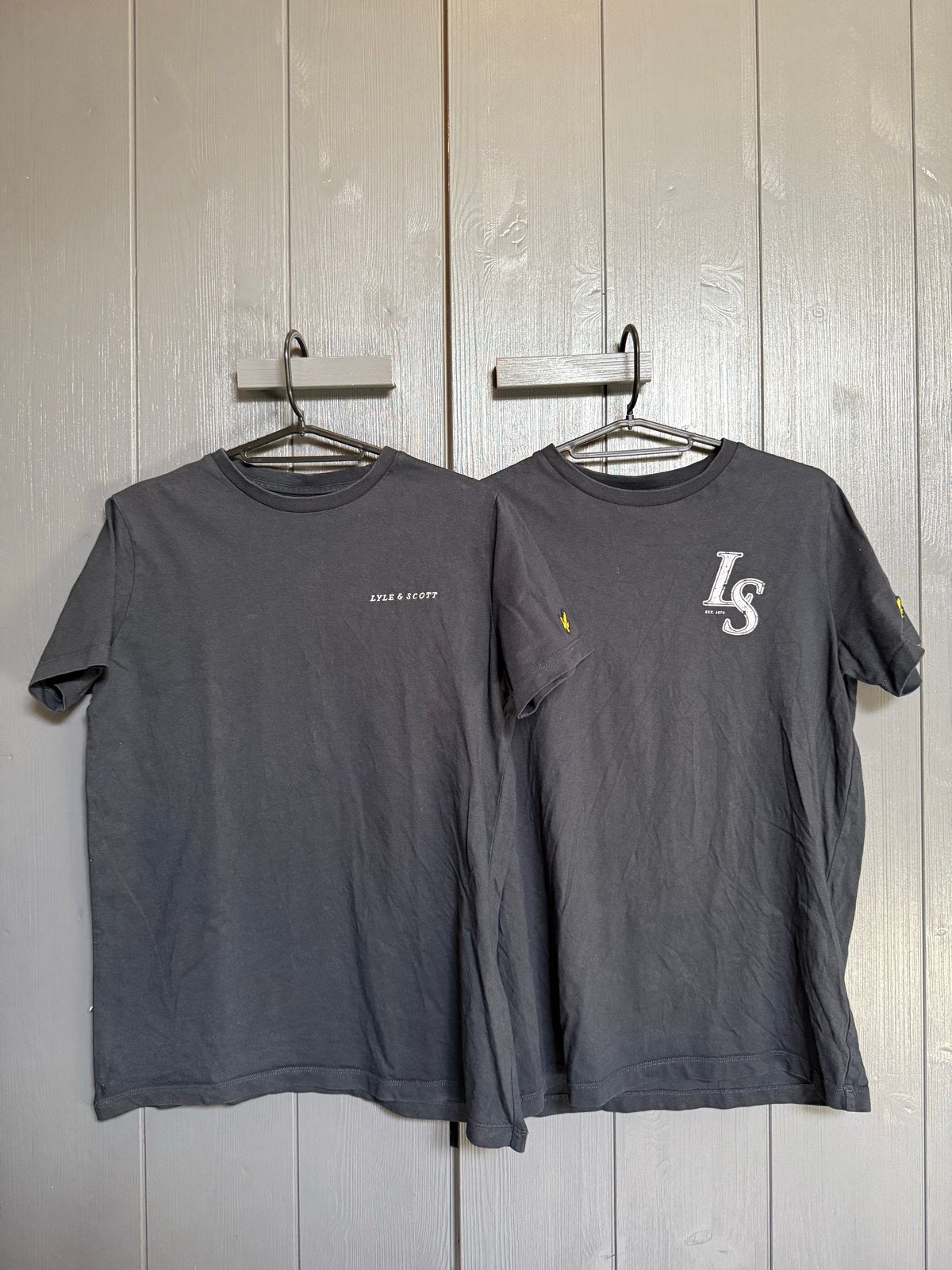 2 Lyle & Scott shirts maat 164 (14-15 jaar) - Zo goed als ni, Ophalen of Verzenden, Zo goed als nieuw, Jongen, Shirt of Longsleeve