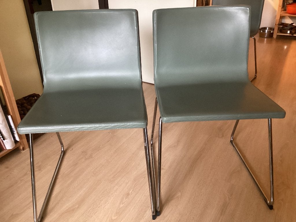 4 Leren olijf groene eetkamerstoelen ikea, Huis en Inrichting, Stoelen, Ophalen, Overige kleuren, Zo goed als nieuw, Vier