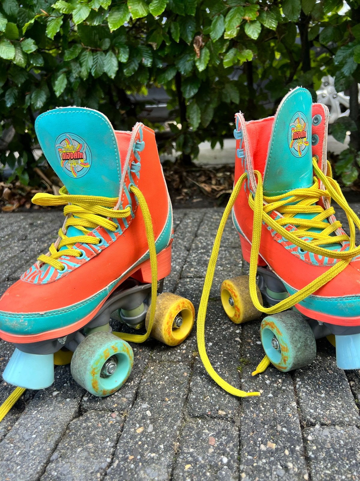 Vintage rolschaatsen, oranje met blauw, maat 31/32, Kinderen en Baby's, Speelgoed | Buiten | Rolschaatsen, Ophalen of Verzenden