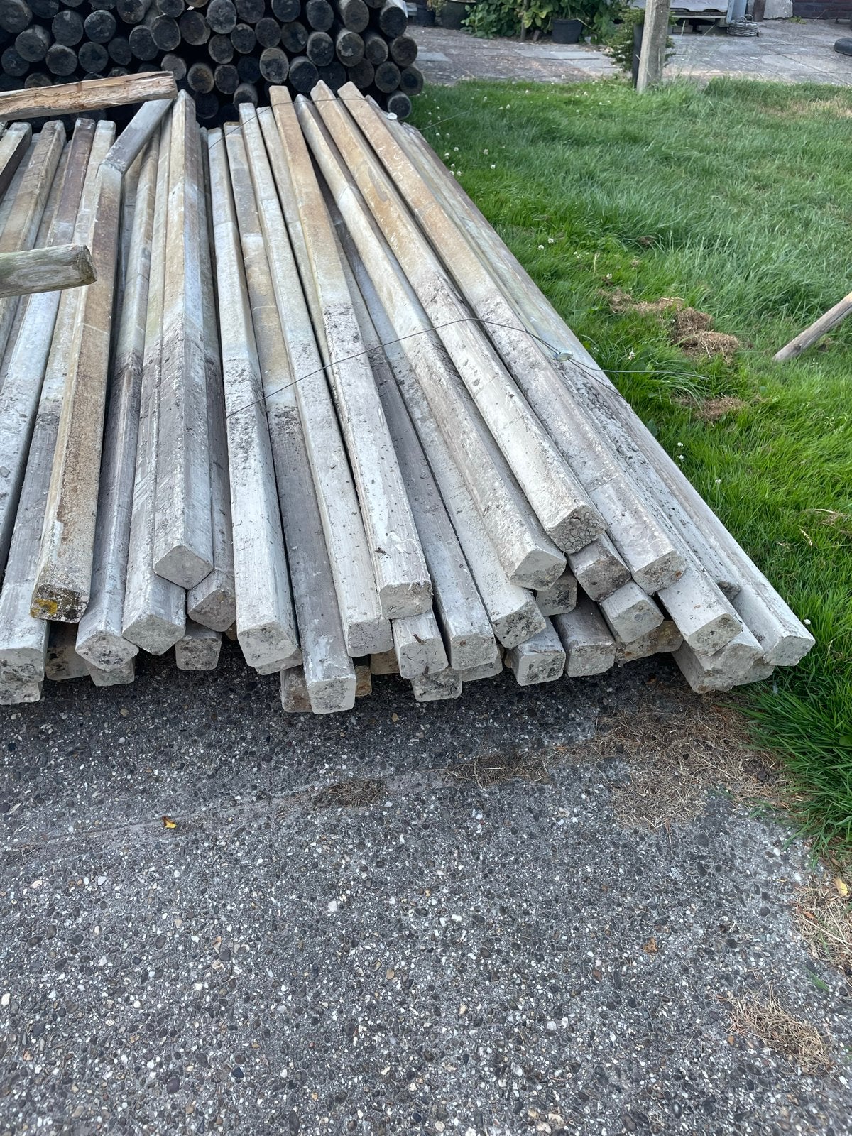 Gebruikte betonpalen 3m., Ophalen, Gebruikt, Balk, Overige houtsoorten