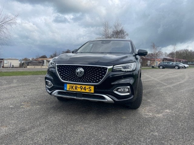 MG EHS PHEV 2022 | Zwart | Panoramadak | 51 km EV | 90.000, 4 cilinders, Zwart, 55 km/l, 162 pk