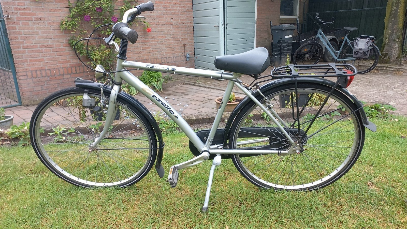 mooie 26 inch Gazelle jongensfiets, Ophalen, Zo goed als nieuw, 26 inch of meer