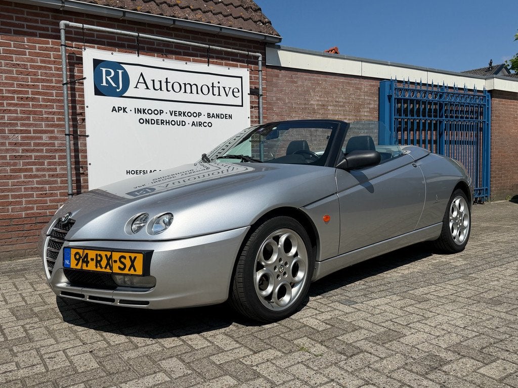 Alfa Romeo Spider 2.0 JTS Turismo APK/NAP (bj 2005), Auto's, Alfa Romeo, 1380 kg, Gebruikt, Cabriolet, Spider