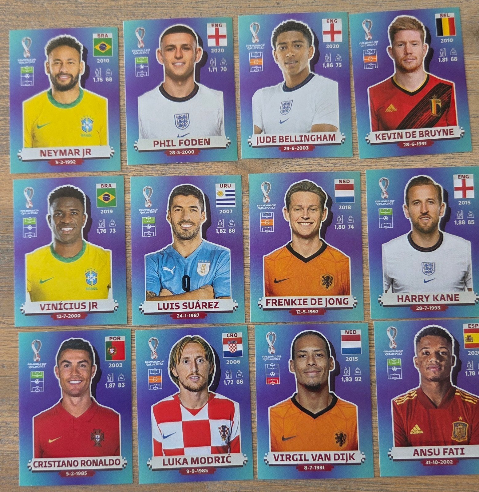 12 Panini Qatar 2022 WK Voetbalplaatjes - Topspelers, Ophalen of Verzenden